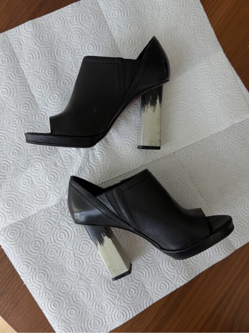 10 Crosby Derek Lam Black Open-Toe Block Heel Sandals with Accent Heels
